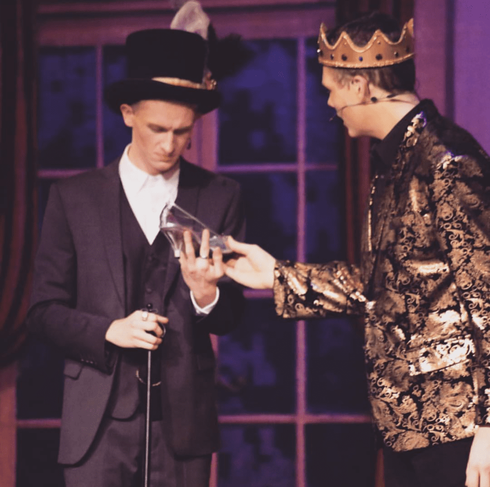 Wade (Veeti) Laasila as Lionel and Zach OConnel as the Prince