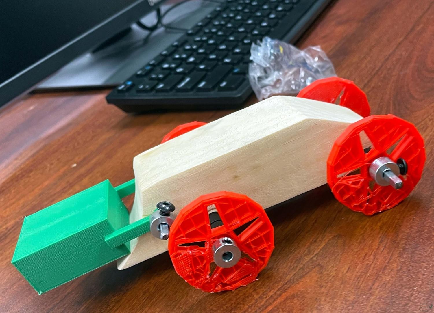 Engineering races carbon dioxide cars – Eagle Nation Online