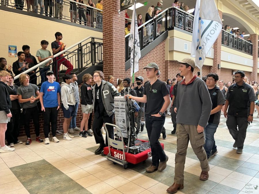 Monday%2C+April+17%2C+a+sendoff+was+held+for+the+robotics+team+in+honor+of+their+advancing+to+the+first+Robotics+World+Championship%2C+which+will+be+held+April+19-22+in+Houston.+5411+RoboTalons+and+9105+TechnoTalons+will+be+competing+with+the+top+robotics+teams+from+over+20+countries.+This+is+the+first+time+in+PHS+history+that+two+teams+have+qualified+for+worlds.