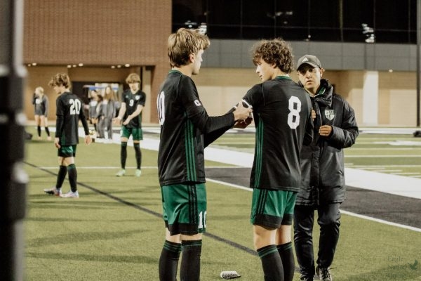 Boy’s soccer team wins first playoff game, advances to next round