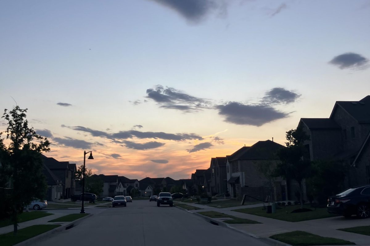 As the sun sets, the orange fades into blue. The sun descended at 7:54 p.m. on Friday, April 10. Rain is expected tomorrow, April 11, starting at 1 p.m. 